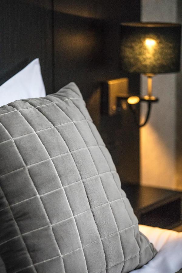 Cavallaro Hotel Haarlem Eksteriør billede